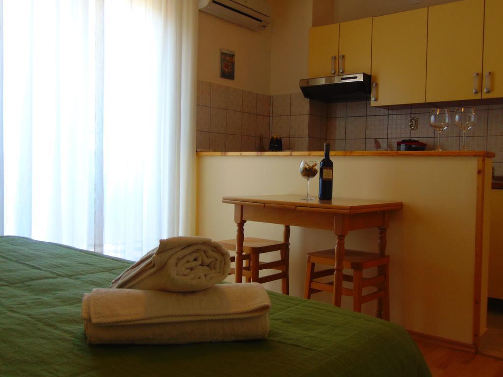 Guest House Jelsa Exteriér fotografie