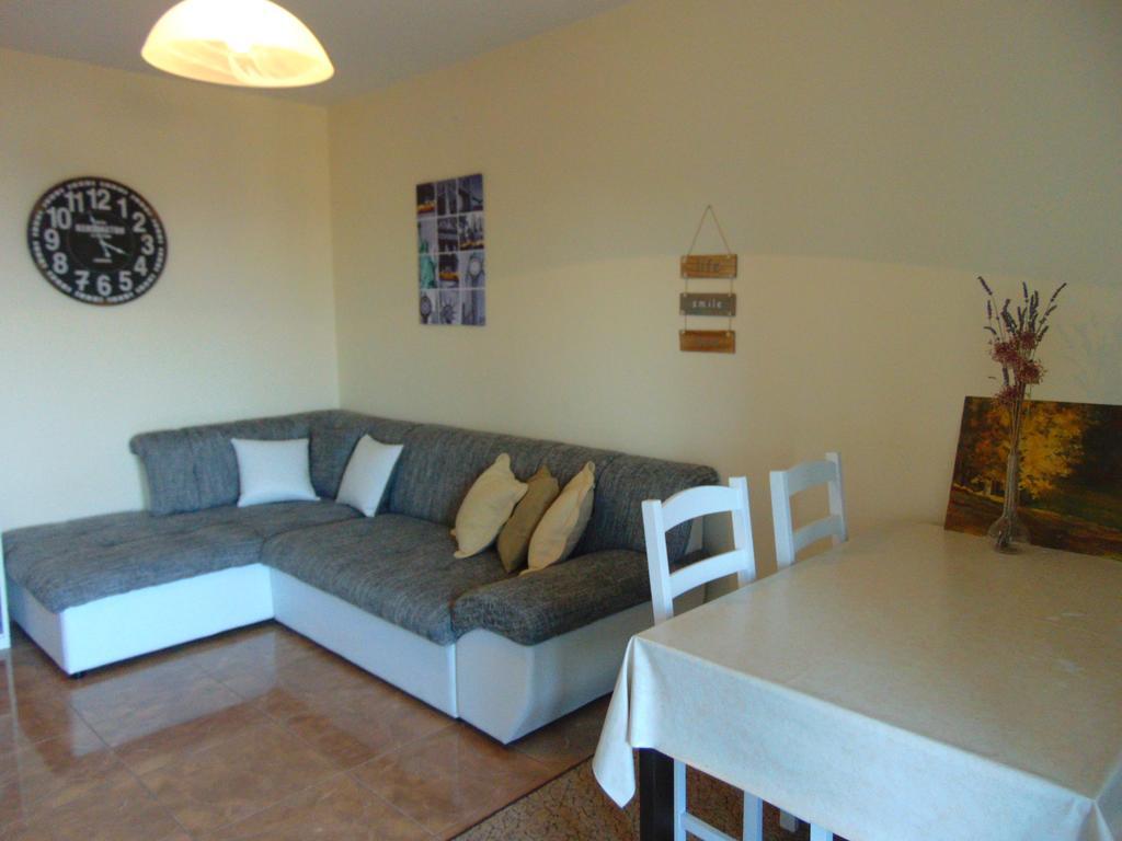 Guest House Jelsa Exteriér fotografie