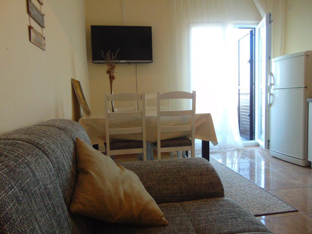 Guest House Jelsa Exteriér fotografie